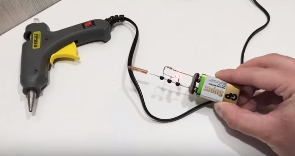 Детектор скрытой проводки своими руками