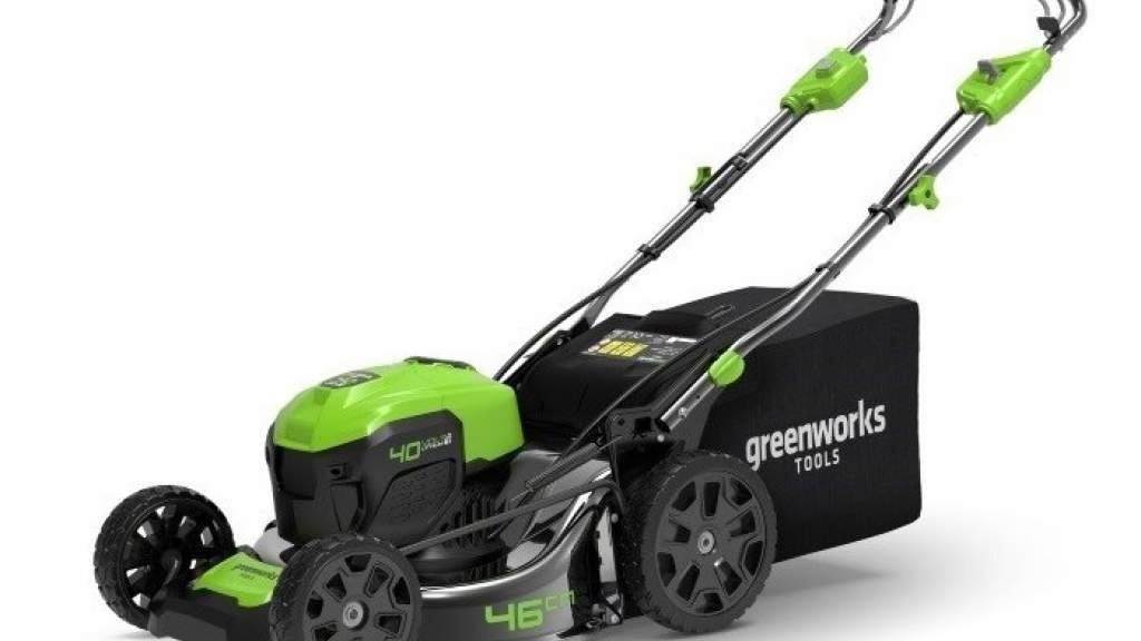 Лучший способ стричь траву: виды садовой техники и режущие инструменты