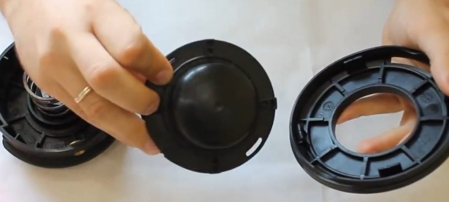 Катушка триммера в разобранном виде