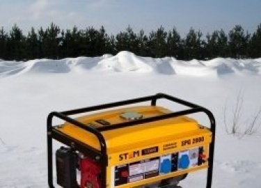 Статья о способах запуска бензогенератора в разных условиях, причины несиправности и способы устранения.
