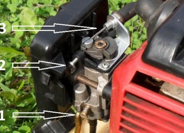 Самостоятельная регулировка карбюратора бензокосы. Регулировка триммеров с одним винтом на карбюраторе для настройки подачи топлива.