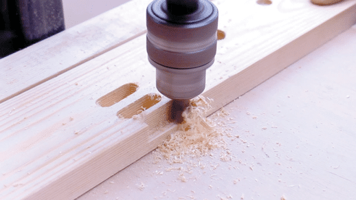 Рисунок № 11. Для ремонта разных инструментов фрезер по дереву своими руками необходимо оснастить универсальной головкой