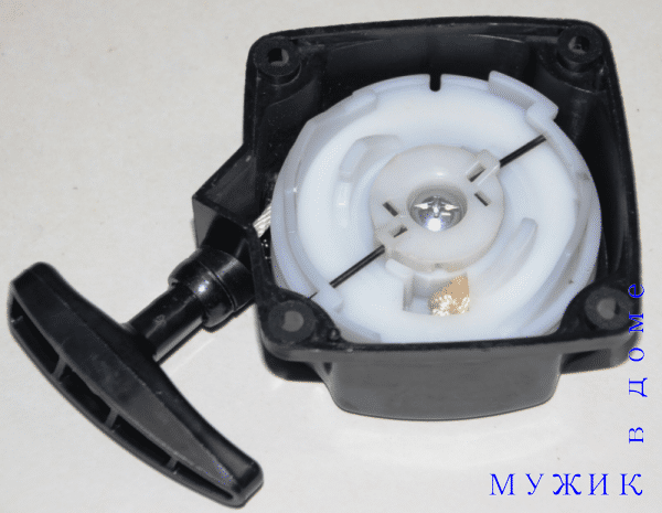 стартер-с-двумя-металлическими-усиками