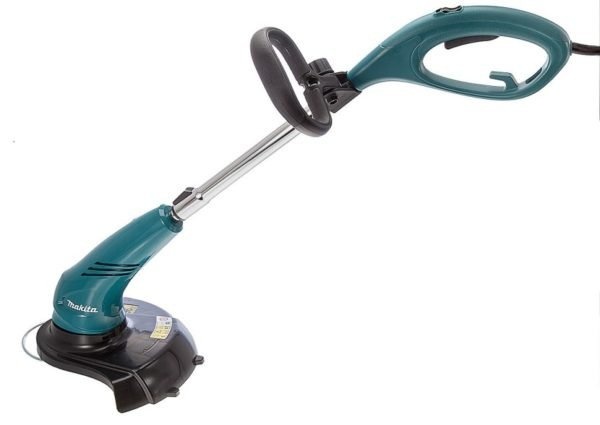Makita UR3000
