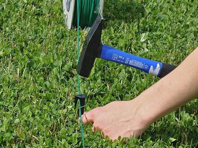 Направляющие для создания автоматической газонокосилки