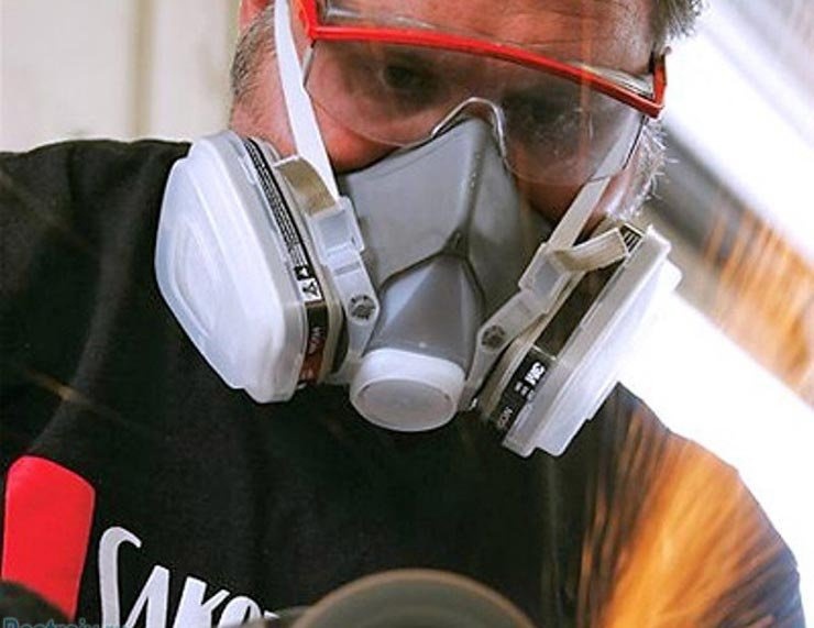 защита при работе с болгаркой